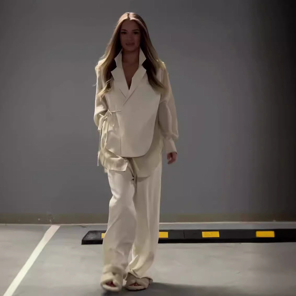Chic, fluide, prêt à briller — à tout moment