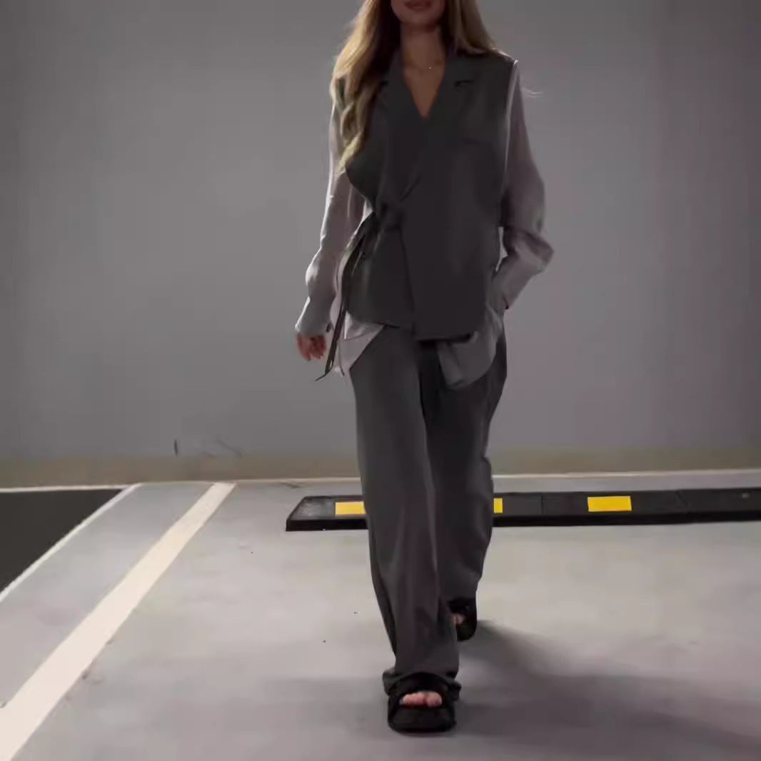 Chic, fluide, prêt à briller — à tout moment